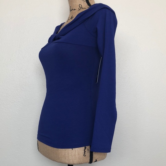 Guess Off Shoulder Alyx Top - Picture 4 of 8